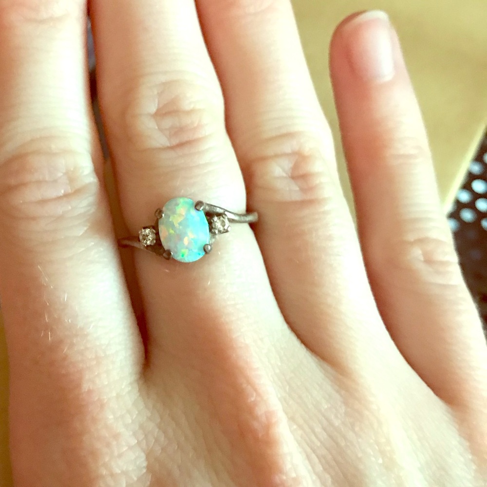 Opal ring